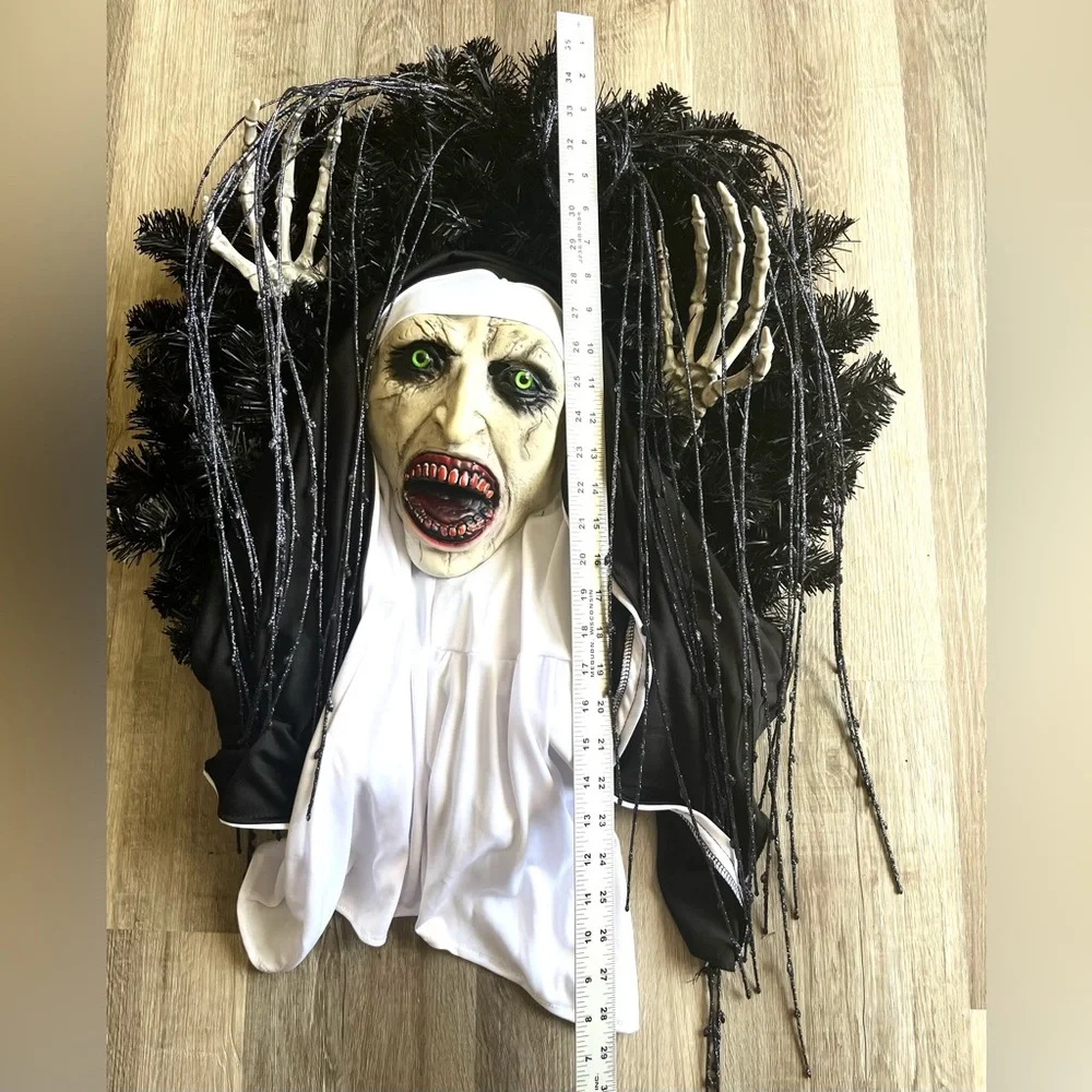 New Horror Bloody Nun Wreath Skeleton Hands Black Wreath Scary Demonic Halloween